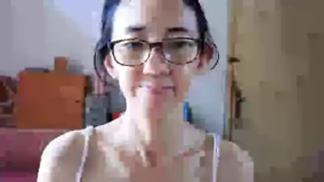 princessD077 online show from April 18, 2026, 3:42 am