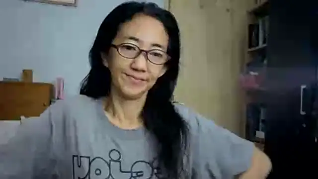 princessD077 online show from February 26, 2026, 10:43 pm