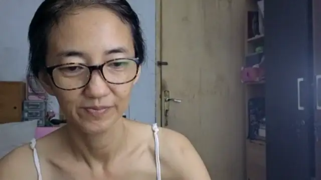princessD077 online show from June 4, 2026, 5:39 pm