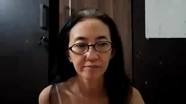 princessD077 online show from June 17, 2026, 4:06 pm