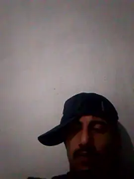 Snapshot of Orlao25cm chatting on January 6, 2026, 3:54 am Orlao25cm online show from January 6, 2026, 3:54 am