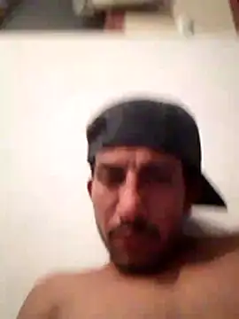 Snapshot of Orlao25cm chatting on January 8, 2026, 2:28 am Orlao25cm online show from January 8, 2026, 2:28 am