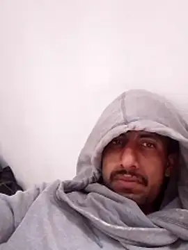 Snapshot of Orlao25cm chatting on March 1, 2026, 8:20 pm Orlao25cm online show from March 1, 2026, 8:20 pm