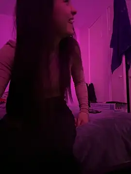 Snapshot of sexywiffeee chatting on October 26, 2025, 9:04 pm sexywiffeee online show from October 26, 2025, 9:04 pm