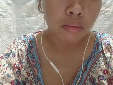 ChubbyButty online show from April 13, 2026, 11:14 am