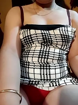 Sinhlinh2020 online show from April 7, 2026, 10:00 pm