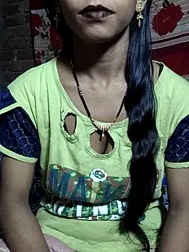 Itz Aisha   online show from November 9, 2025, 5:55 am