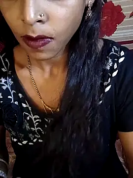 Itz Aisha   online show from June 17, 2026, 6:13 am