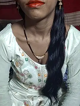 Itz Aisha   online show from November 4, 2025, 5:55 am