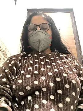 Snapshot of Lovely_Tannu chatting on December 19, 2025, 4:31 pm Lovely Tannu online show from December 19, 2025, 4:31 pm