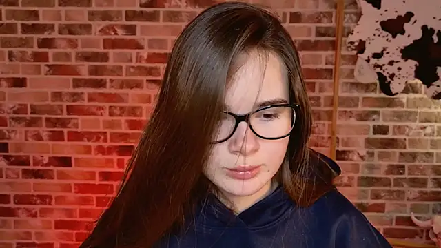 May Bloom online show from February 12, 2026, 6:02 am