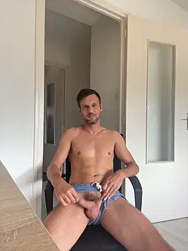 babyboy2021xxx online show from June 19, 2026, 9:26 am
