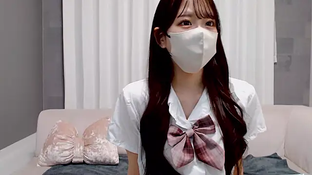 Snapshot of LOVE_MIREI_LOVE chatting on December 14, 2025, 11:27 am LOVE MIREI LOVE online show from December 14, 2025, 11:27 am