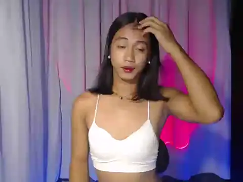 taylaxuxu online show from March 31, 2026, 6:54 pm