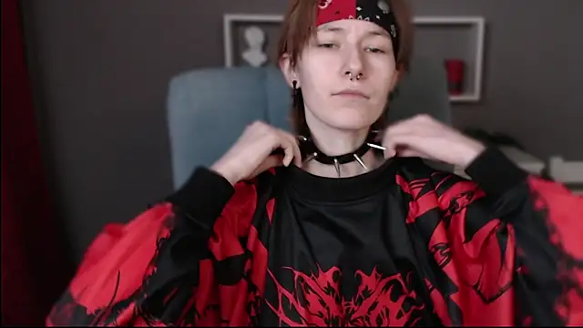 guitarandangell online show from December 17, 2025, 6:24 pm