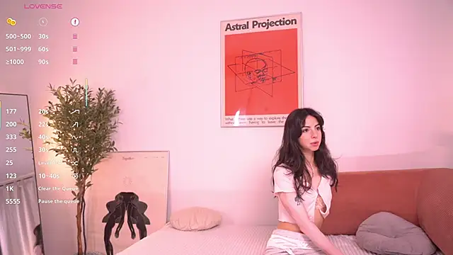 Pheromoon online show from June 28, 2026, 6:09 am