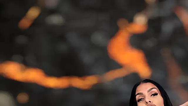 KimWilmes online show from October 29, 2025, 4:39 pm