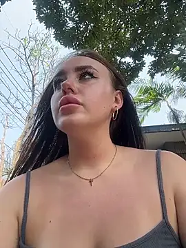 KiraSunshine online show from February 21, 2026, 5:42 am