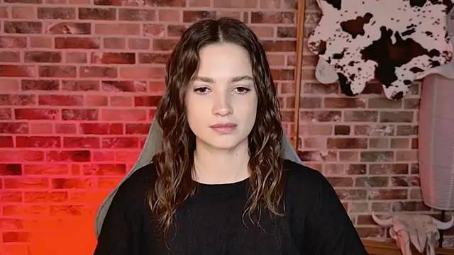 Snapshot of KiraVair chatting on February 13, 2026, 2:17 pm KiraVair online show from February 13, 2026, 2:17 pm