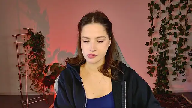 KiraVair online show from March 20, 2026, 12:17 pm