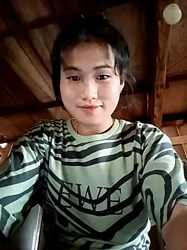 Snapshot of huhu-lele chatting on October 21, 2025, 6:57 am huhu-lele online show from October 21, 2025, 6:57 am