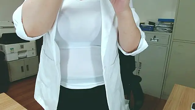 Snapshot of OL-Bai-Jie chatting on May 8, 2026, 2:15 am OL-Bai-Jie online show from May 8, 2026, 2:15 am