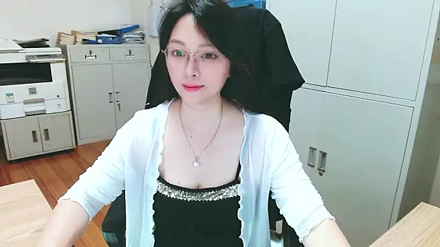 Snapshot of OL-Bai-Jie chatting on May 15, 2026, 1:25 am OL-Bai-Jie online show from May 15, 2026, 1:25 am
