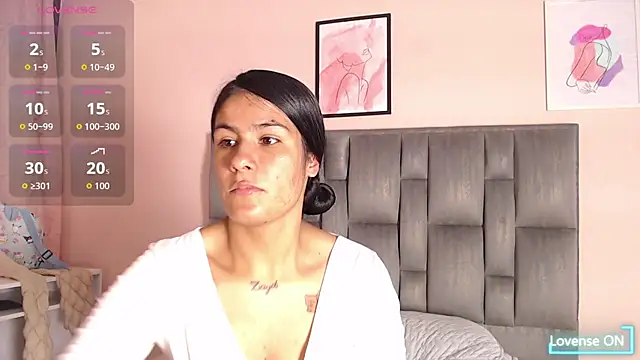 Ailyn8 online show from October 18, 2025, 9:39 pm
