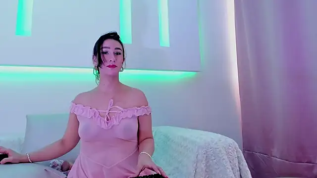 Snapshot of Catalina-Thompson chatting on January 17, 2026, 12:09 pm Catalina-Thompson online show from January 17, 2026, 12:09 pm