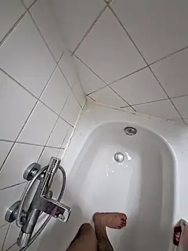 16enes16 online show from March 4, 2026, 9:55 pm