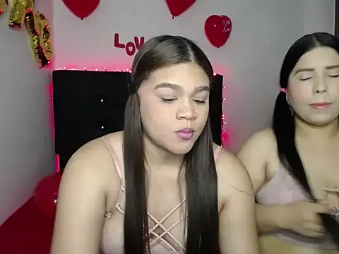 2moons full of love online show from February 15, 2026, 5:19 am