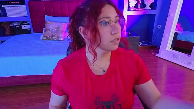 Snapshot of littlee_red chatting on February 23, 2026, 9:15 pm littlee red online show from February 23, 2026, 9:15 pm