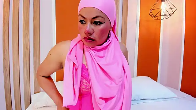 SophiaBeckerr online show from January 6, 2026, 6:45 pm