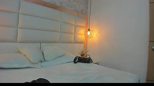 Snapshot of Sofia_clk chatting on March 19, 2026, 3:06 am Sofia clk online show from March 19, 2026, 3:06 am