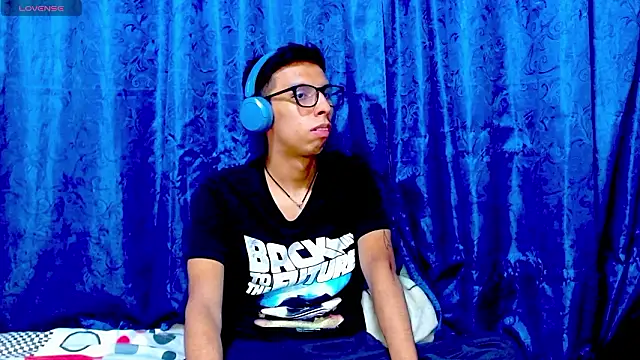 DavTwink3100 online show from February 25, 2026, 1:50 am