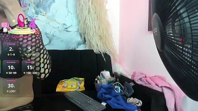 jessica latina777 online show from November 19, 2025, 7:14 pm