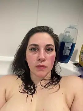 YourFrenchFeliciexo online show from April 16, 2026, 7:47 pm