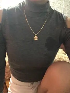 Kylie beem online show from November 6, 2025, 3:21 am