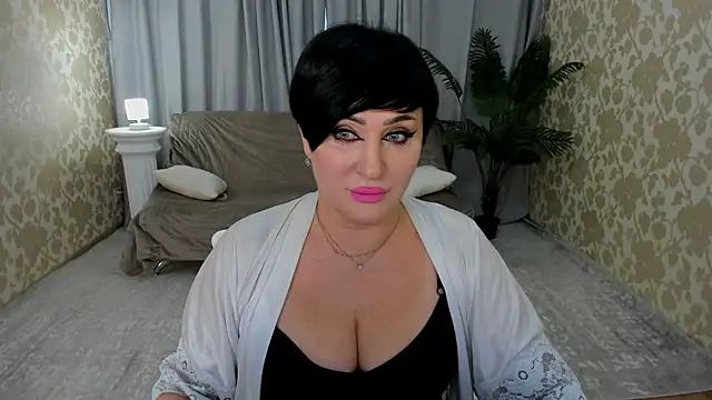 KiraTempt online show from January 10, 2026, 11:38 am