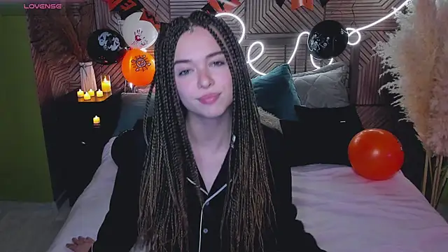  HypeQueen  online show from October 19, 2025, 9:39 pm