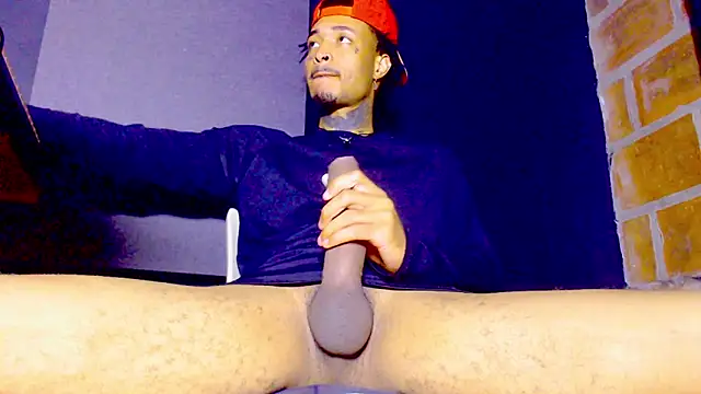 Snapshot of Anaconda_larga chatting on February 12, 2026, 1:33 pm Anaconda larga online show from February 12, 2026, 1:33 pm