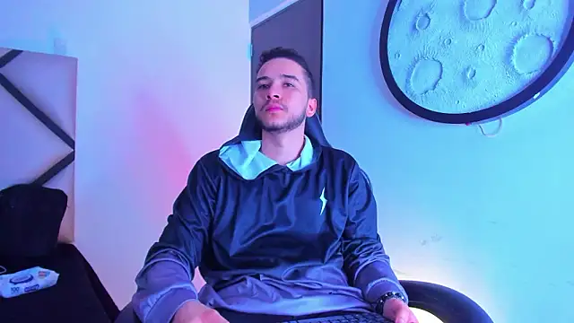 mike 257 online show from February 2, 2026, 11:42 am