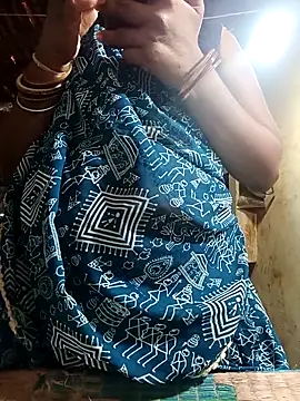 Hot cauple indian online show from February 18, 2026, 9:50 am