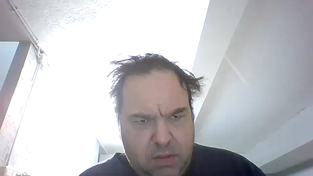 stefistefi8097 online show from December 2, 2025, 9:33 am