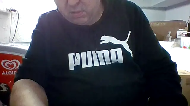 stefistefi8097 online show from March 2, 2026, 7:43 pm