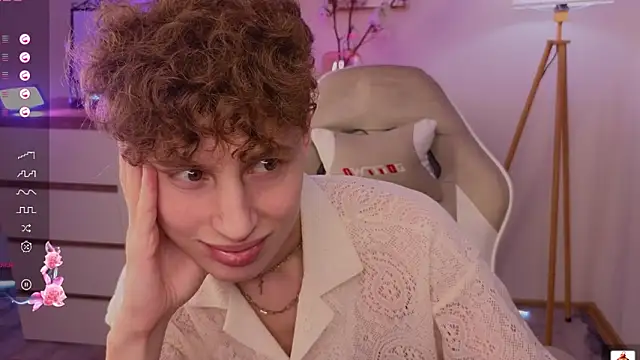 Snapshot of crisp1n chatting on February 25, 2026, 6:13 am crisp1n online show from February 25, 2026, 6:13 am