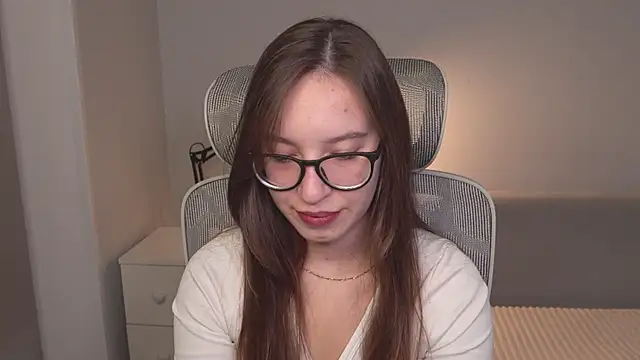 WhyEmmyCry online show from June 7, 2026, 5:34 am