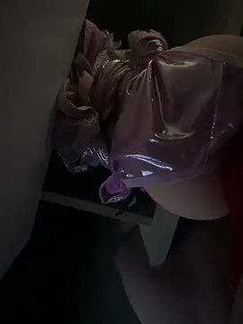 Pantylover69591 online show from November 27, 2025, 12:38 pm