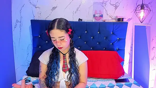 Dakotaa Johnson online show from March 26, 2026, 1:37 am