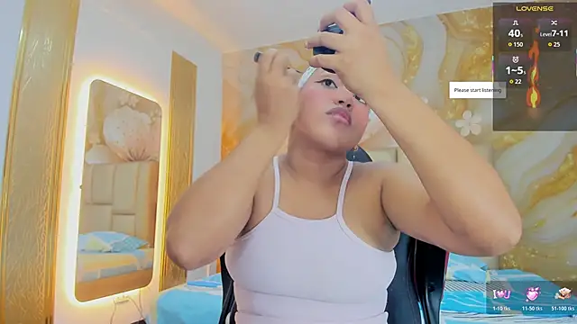 NahomiWalker  online show from April 5, 2026, 7:31 pm